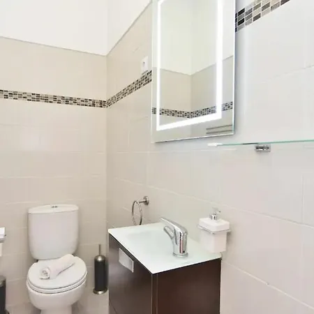 1 아파트 오이라스